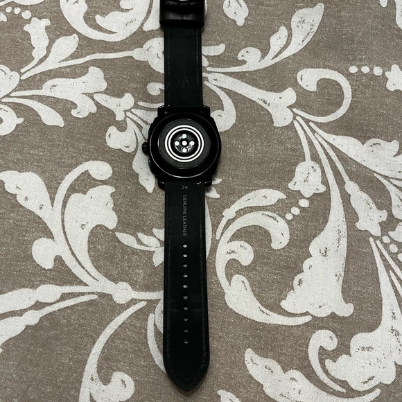Fossil Gen 6 Hybrid Smartwatch - Picture 4 of 13